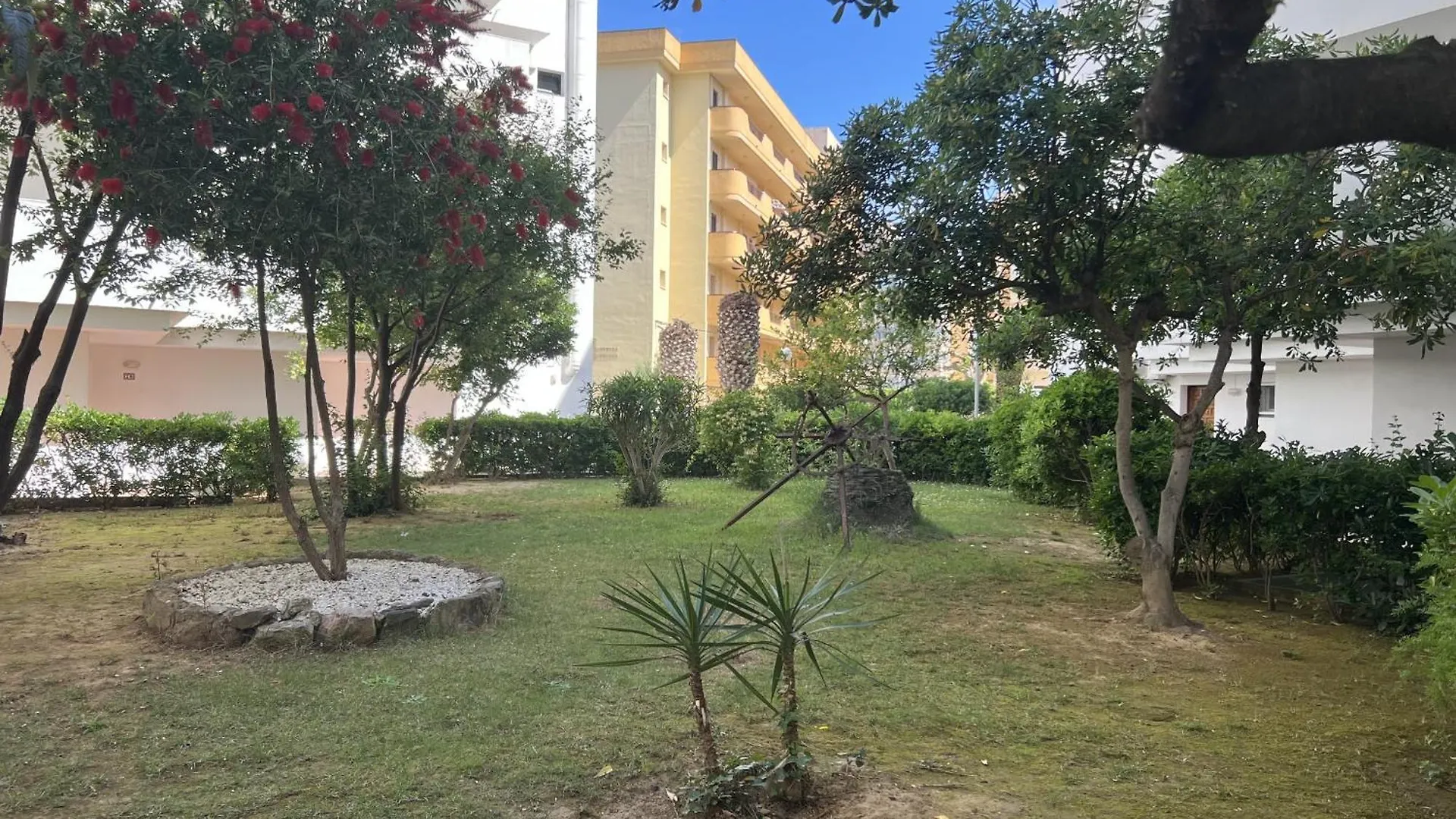 Gran Canal - Apartamento Visto Al Mar, 50 M De La Roses Spanien